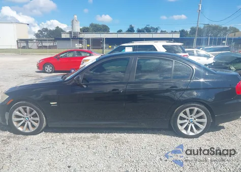 2011 BMW 328I xDrive из США, поврежденный, VIN WBAPK5C55BA661465